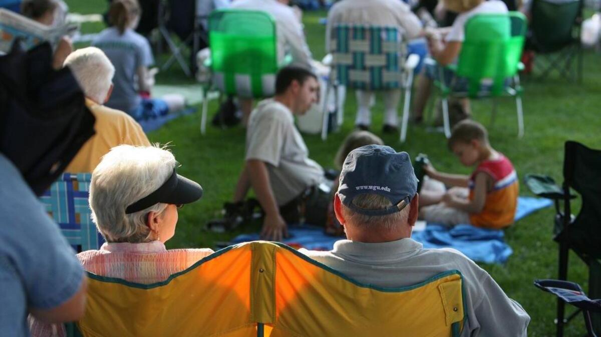 
 Enjoy the final concert in the Curran Apple Orchard concert series
