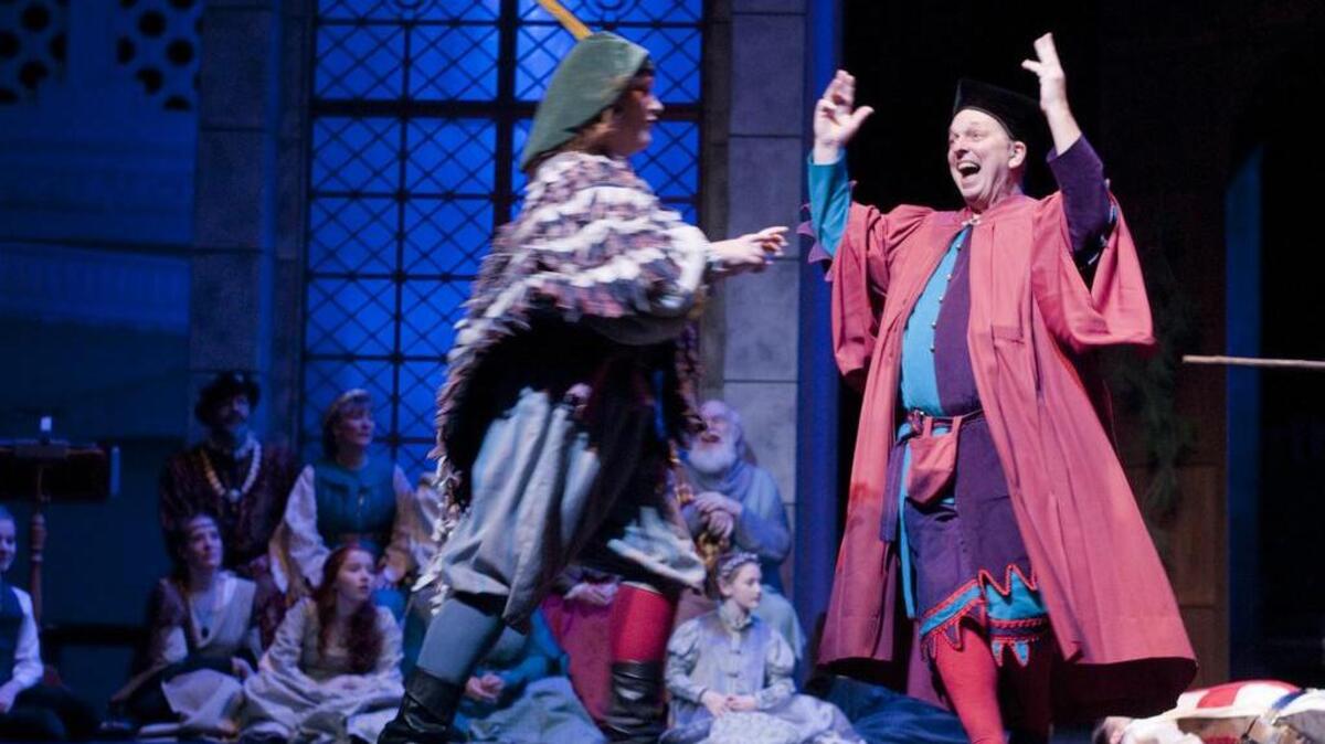 The Christmas Revels will perform this weekend and next at the Rialto Theatre in Tacoma.