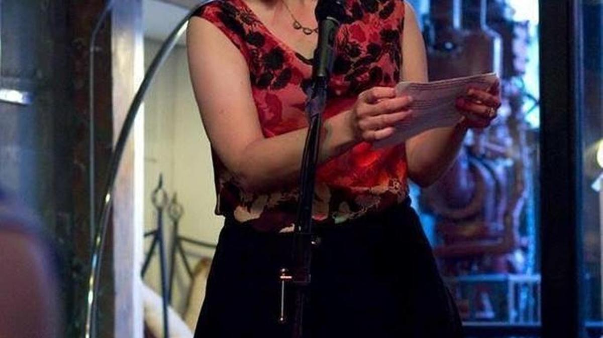 
Local bestselling author Marissa Meyer, here reading at a Creative Colloquy event at B Sharp Coffee, will be one of 39 writers appearing in the Creative Colloquy Crawl Wednesday.
