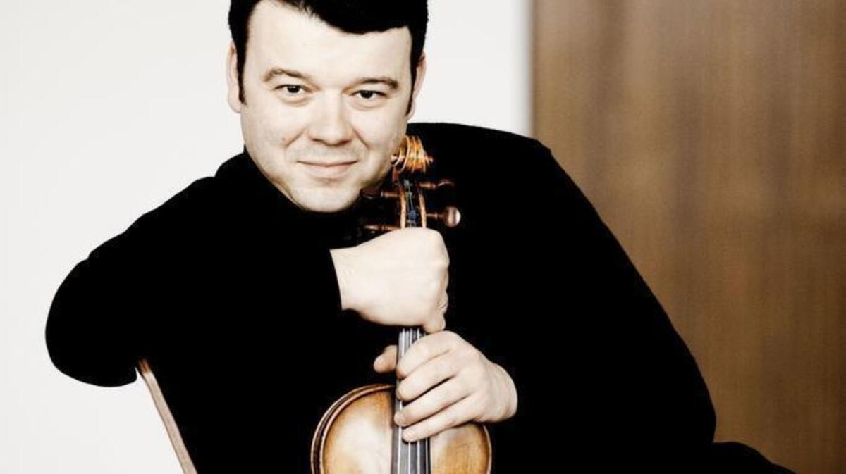 Violinist Vadim Gluzman will play solo with Symphony Tacoma at the season opening concert Saturday.
