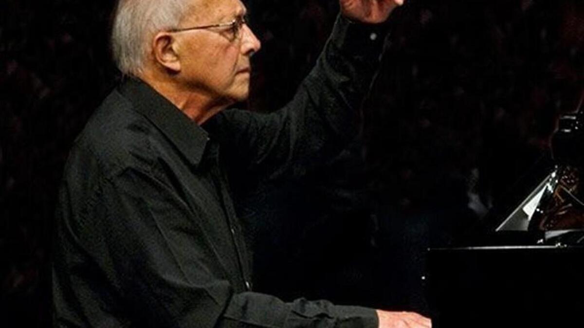 Pianist Gilbert Kalish.