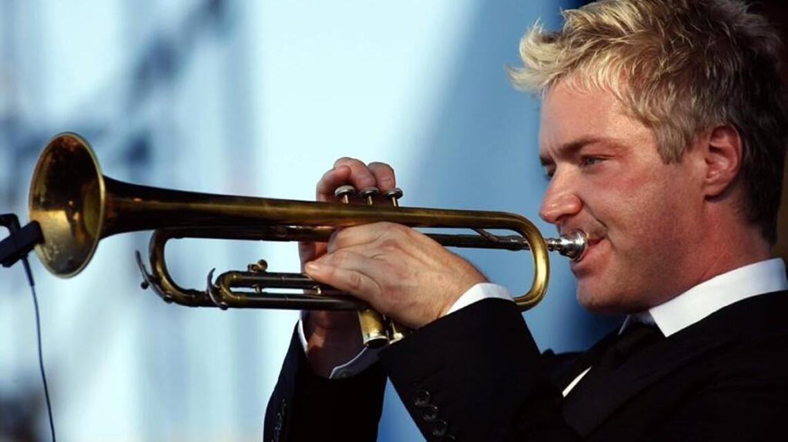 Tacoma Symphony bringing trumpeter Chris Botti to Tacoma Dome