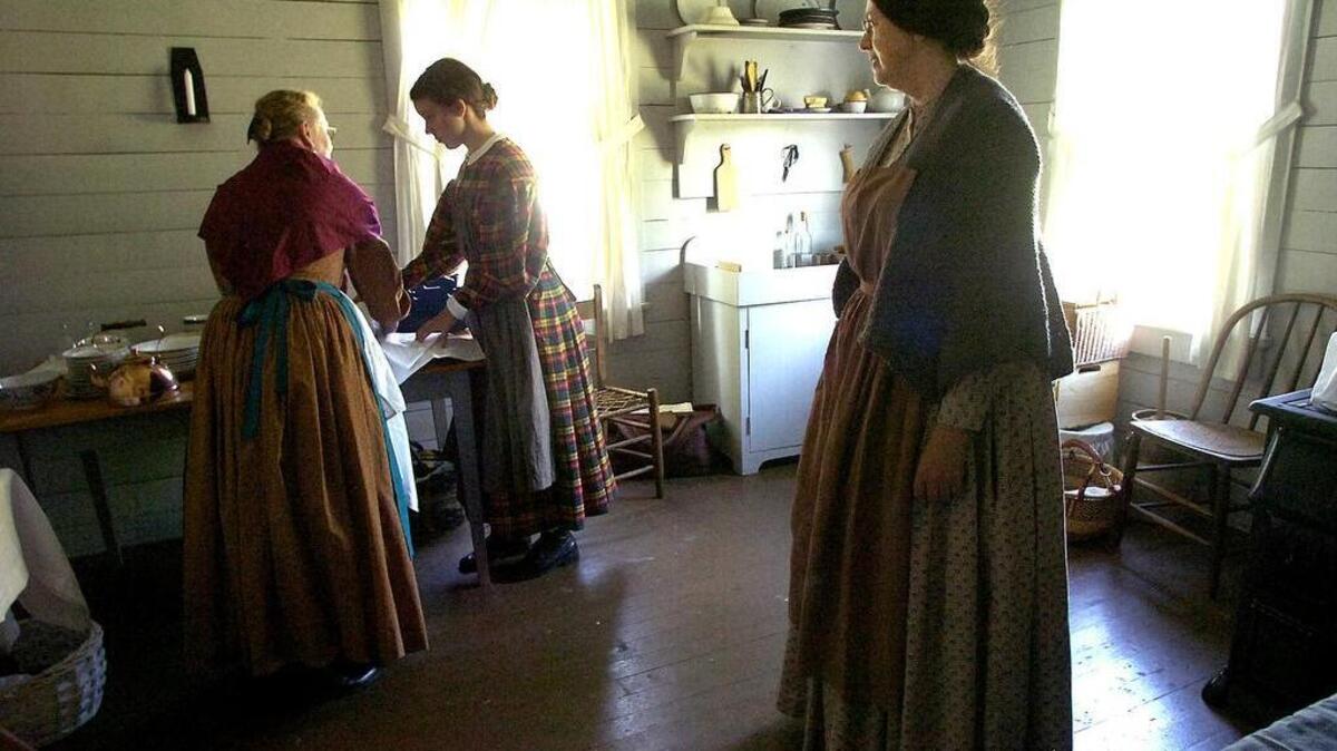 Experience life and Christmas in the 1800s at Historic Fort Steilacoom’s Christmas at the Fort
