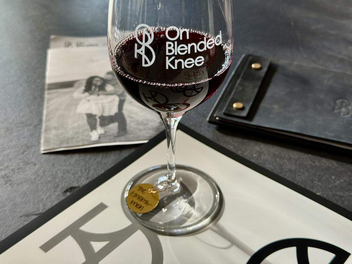 Owners La’Rissa and Michael Dwyer launched their On Blended Knee Winery in 2022. A quick rise led to the pursuit of a tasting room in La’Rissa’s hometown Tacoma — now open at 2307 Tacoma Ave. S., near Common Ground Coffee and Sig Brewing Co.