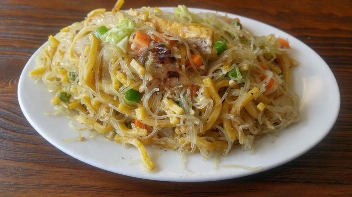 An order of pancit from Paraiso Native Filipino Restaurant in Lakewood.