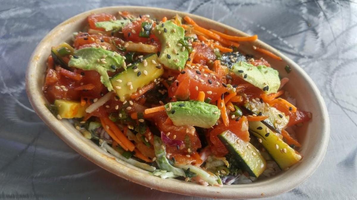 A tuna poke bowl from Trapurito’s