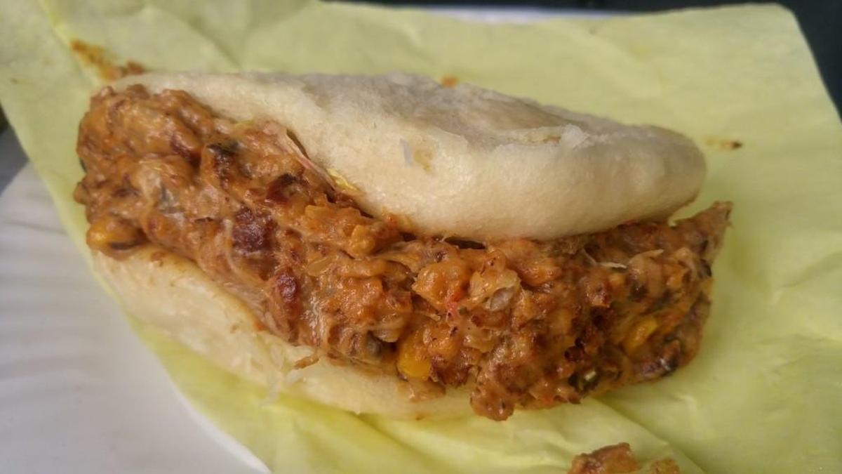 A veggie tacopua.