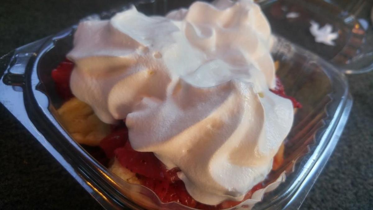 The Frybread Factory sells strawberry frycake out of its mobile trailer at farmers markets.