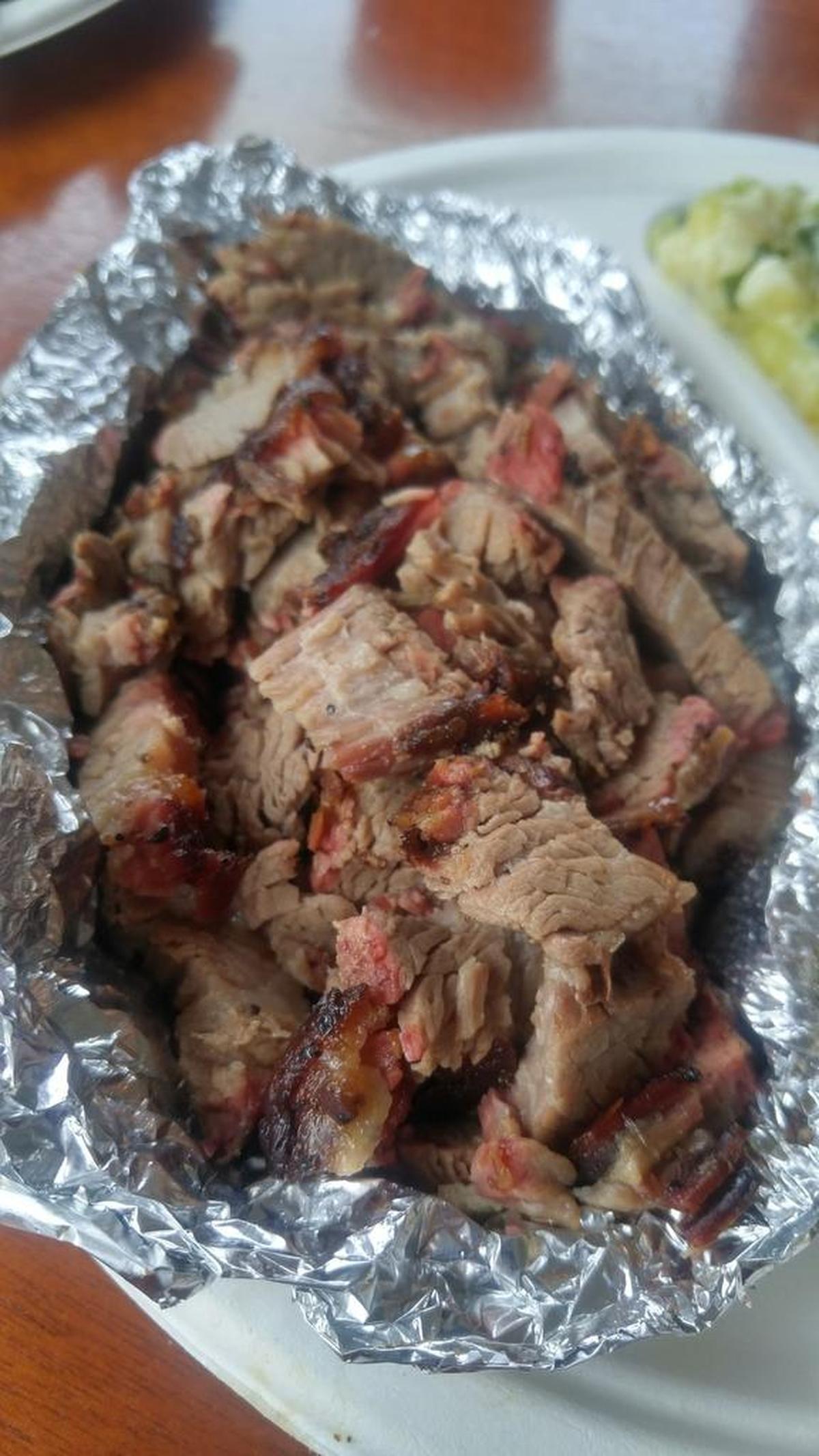Tri-tip is served without sauce at Rib Ticklers.