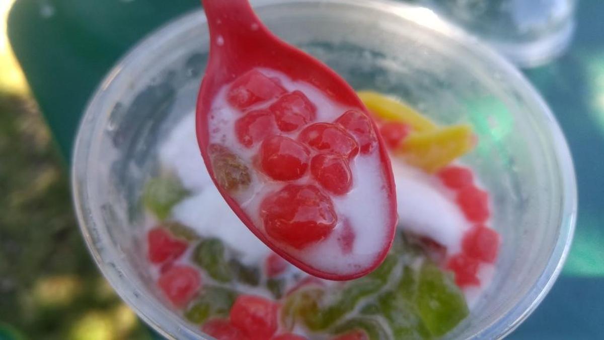 Find colorful, delicious desserts at Vietnamese dessert cafe Bambu.