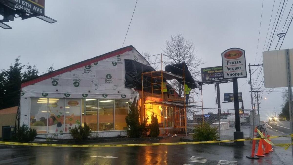 Gibson’s Frozen Yogurt closed in 2015. A Burger King will replace it.