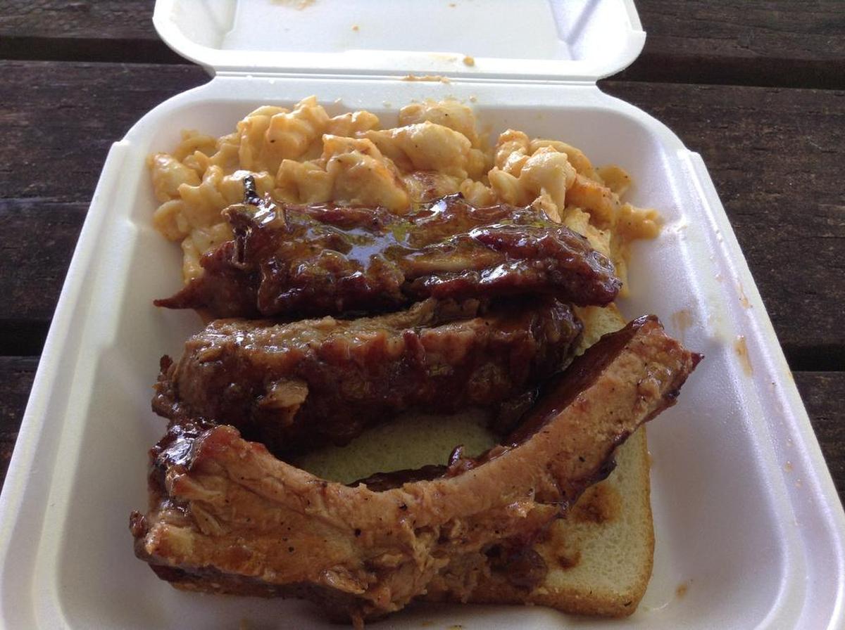 A three-bone order of ribs with mac and cheese at the Hamhock Jones Soul Shack.