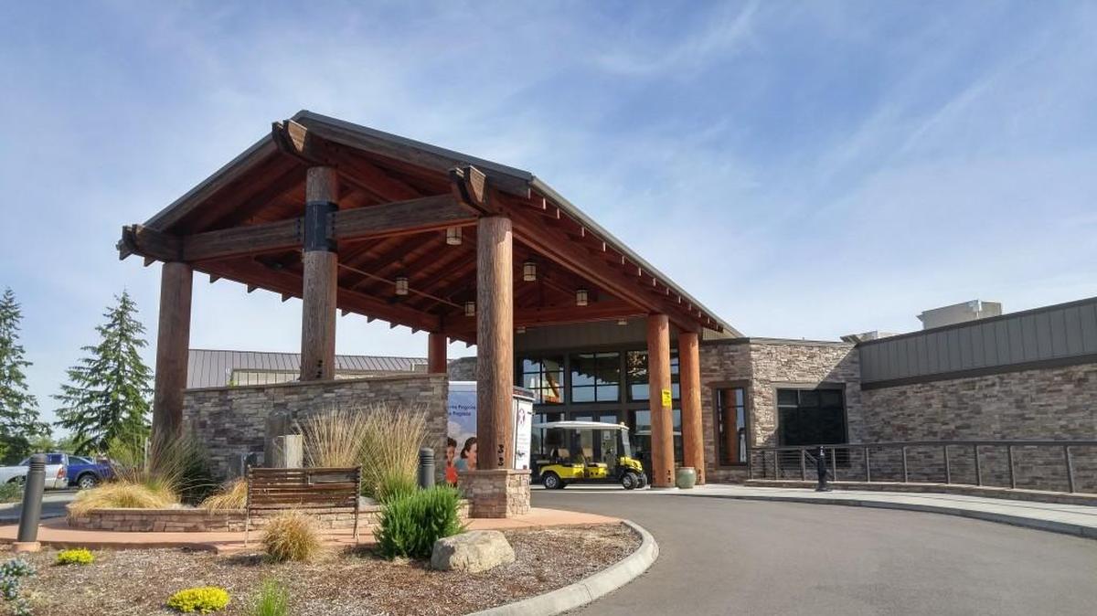 The Allenmore golf course clubhouse will be home to Urban Elk, a restaurant that will serve lunch and dinner daily.