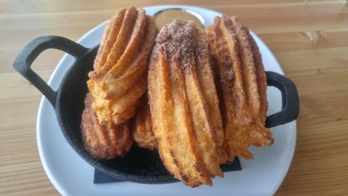 A skillet of freshly fried churros from Casco Antiguo.