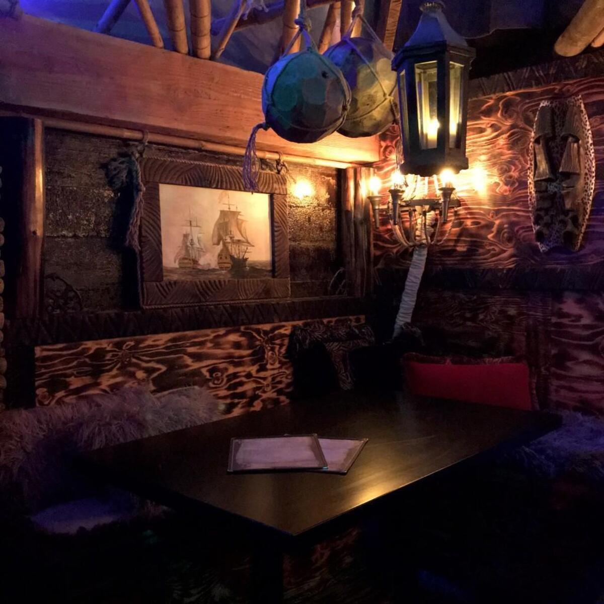 Moody lighting and deep corners make Devil’s Reef a good destination for lounging.