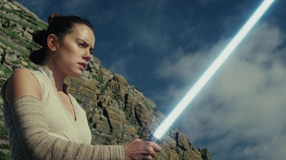 In “Star Wars: The Last Jedi,” Daisy Ridley’s Rey cautiously explores her growing connection to the Force.