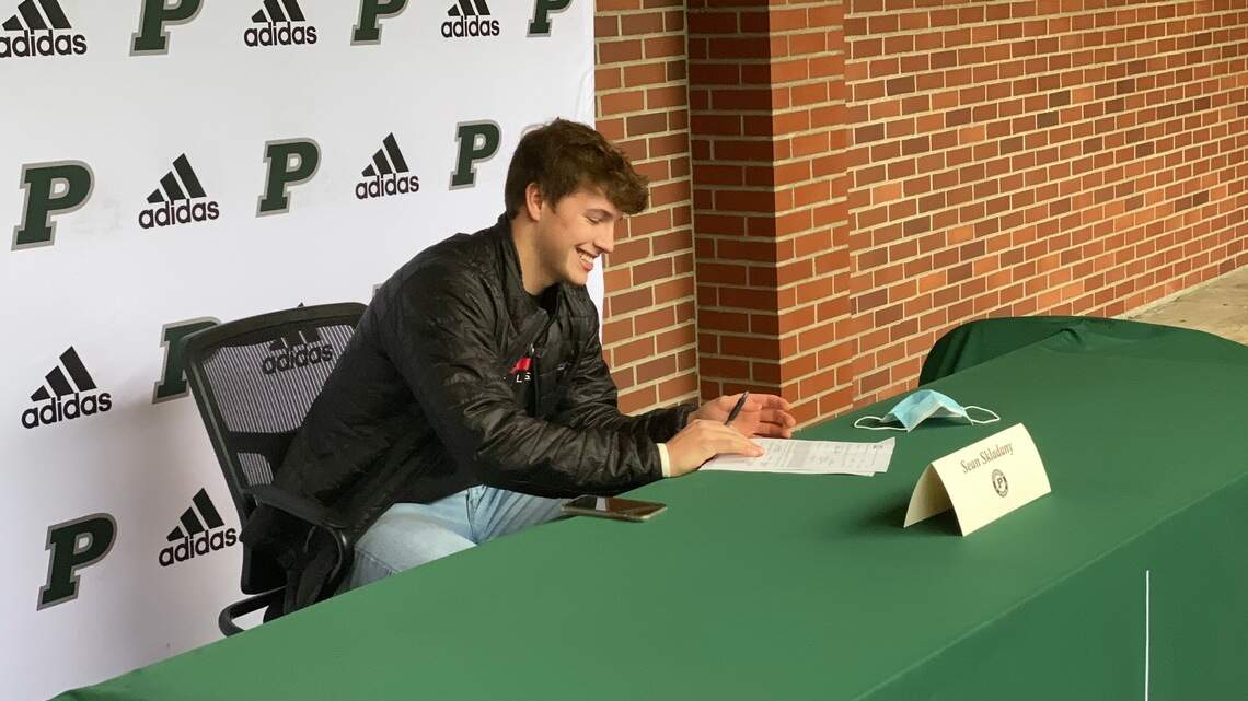 Peninsula’s Sean Skladany signs with Eastern Washington football