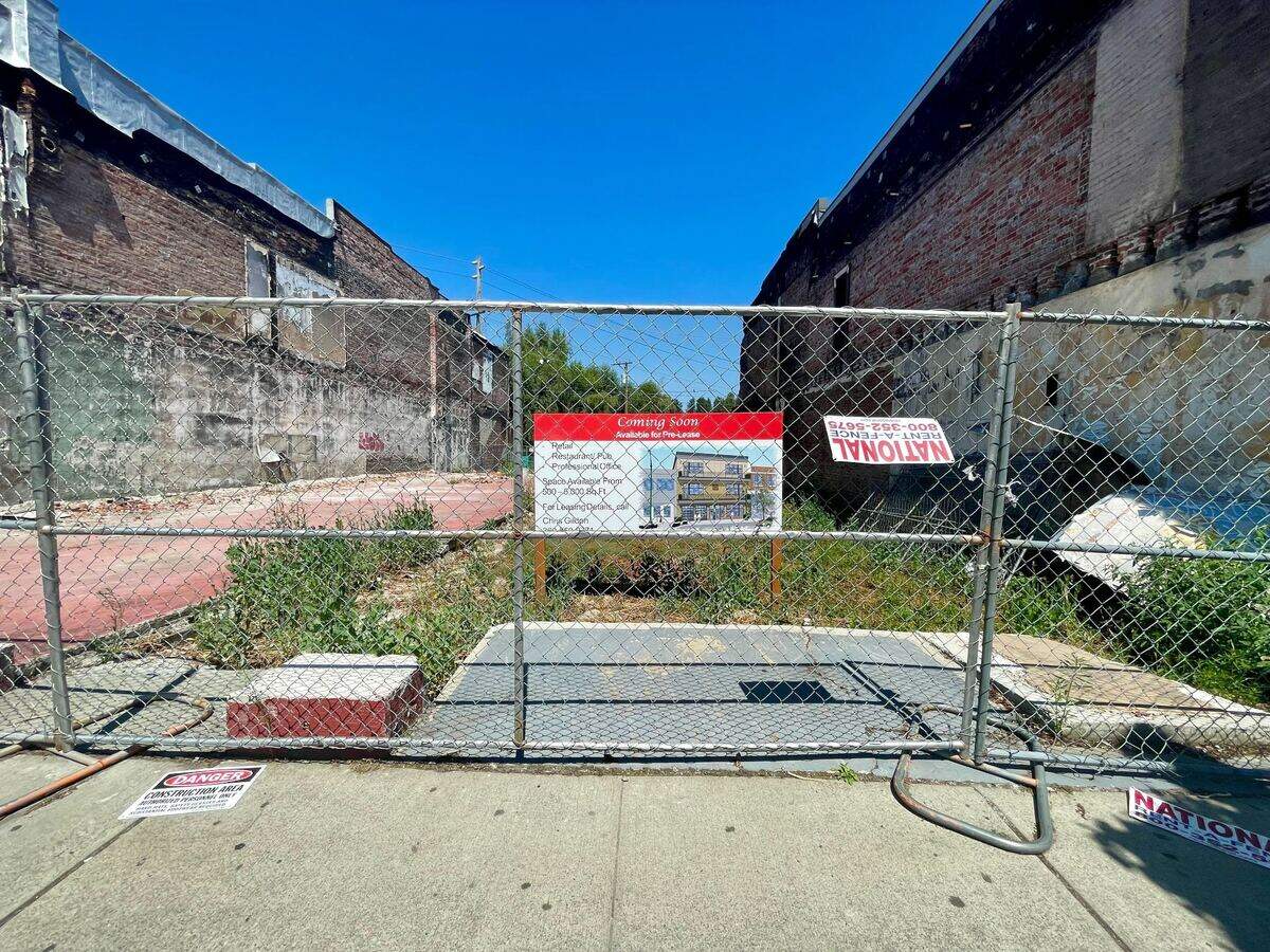 The space at 1003-1005 Main Street in Sumner used to have a building that housed Whispering Hills Market, The Attic, Stuck Junction Saloon and a few office spaces. The building burned down in October 2022.