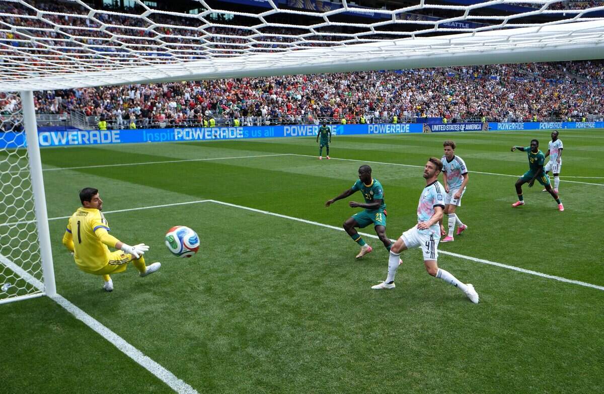 SEATTLE, WASHINGTON - JULY 01: (EDITORS NOTE: Image was captured using a remote netcam) Habib Diarra #21 of Senegal scores his team's first goal during the FIFA World Cup 2026 Round Of 32 match between Belgium and Senegal at Seattle Stadium on July 01, 2026 in Seattle, Washington. (Photo by Alex Grimm/Getty Images)