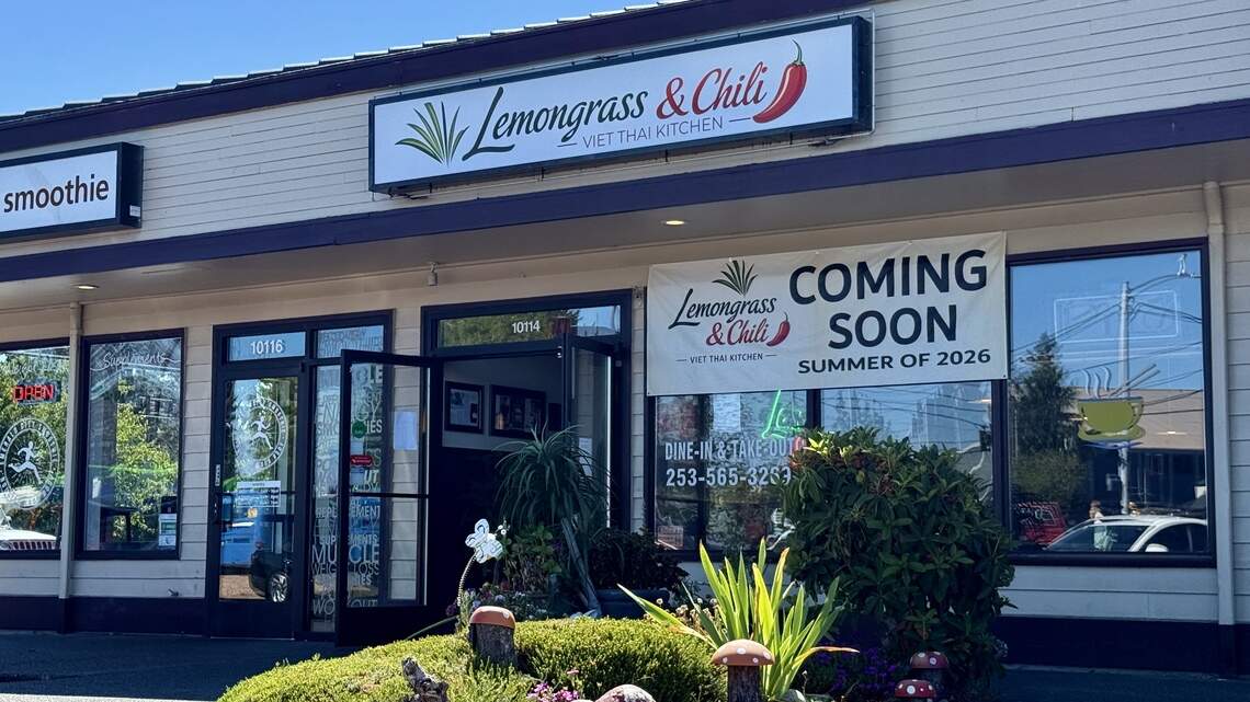 New owners hope to reinvigorate a 20-year-old Thai restaurant in Lakewood