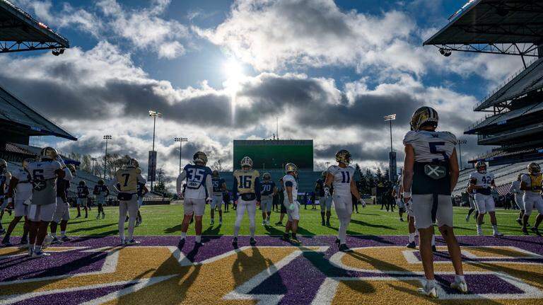 Washington Huskies Spring football practice, Friday, April 8, 2022