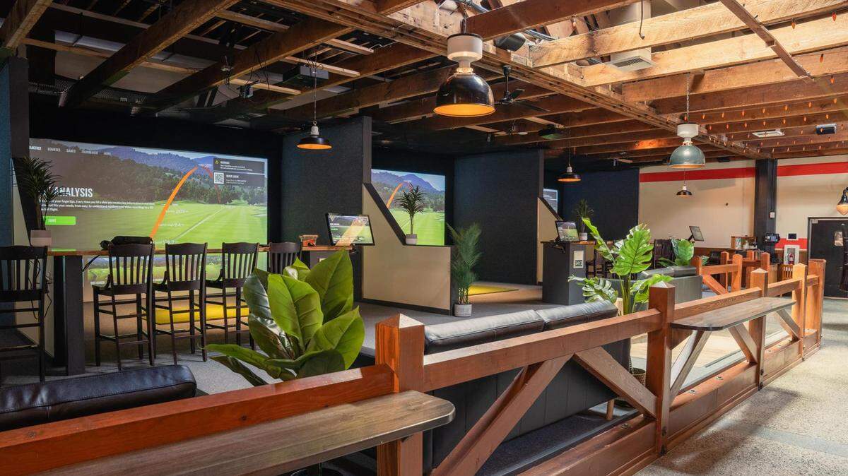 Stadium Golf opened at 649 Division Ave., in the space where Wally’s Wisconsin Tavern closed. It offers six bays with TrackMan golf simulators, plus a full menu of beer, cocktails and Southwestern pub food.