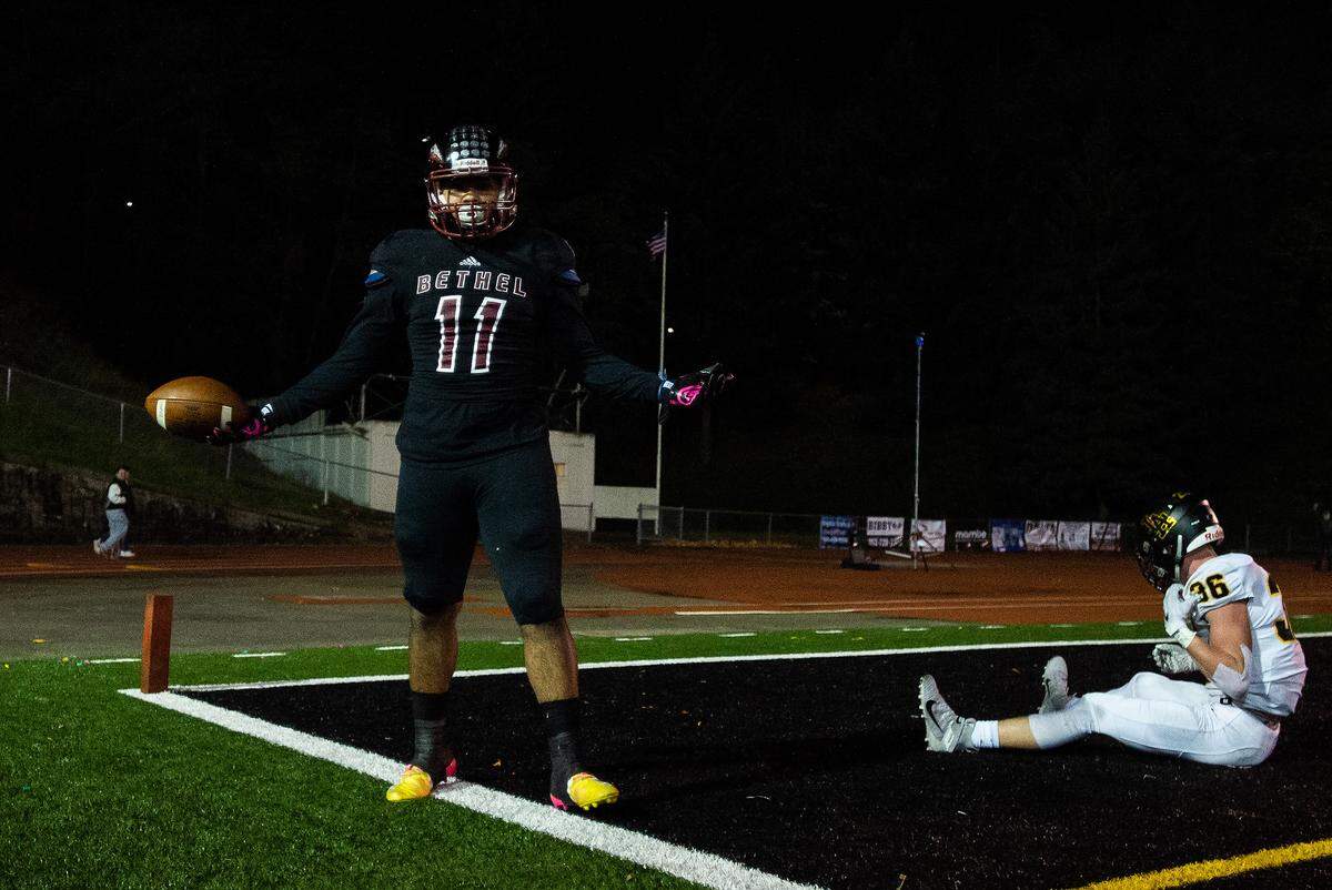 Bethel’s Will Latu reacts after a touchdown catch during the first quarter. Lincoln played Bethel in a a football game at the Lincoln Bowl in Tacoma, Wash., on Friday, Nov. 1, 2019.