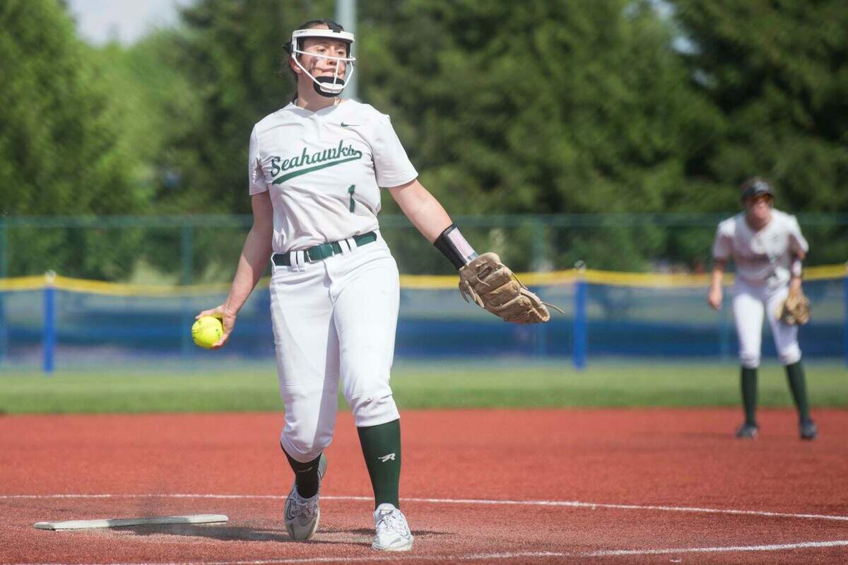 Peninsula starter Alli Kimball (1) throws a pitch in the seventh inning against Bonney Lake in the Class 3A West Central/Southwest district softball championship game on Saturday, May 20, 2023 at the Regional Athletic Complex in Lacey, Wash.