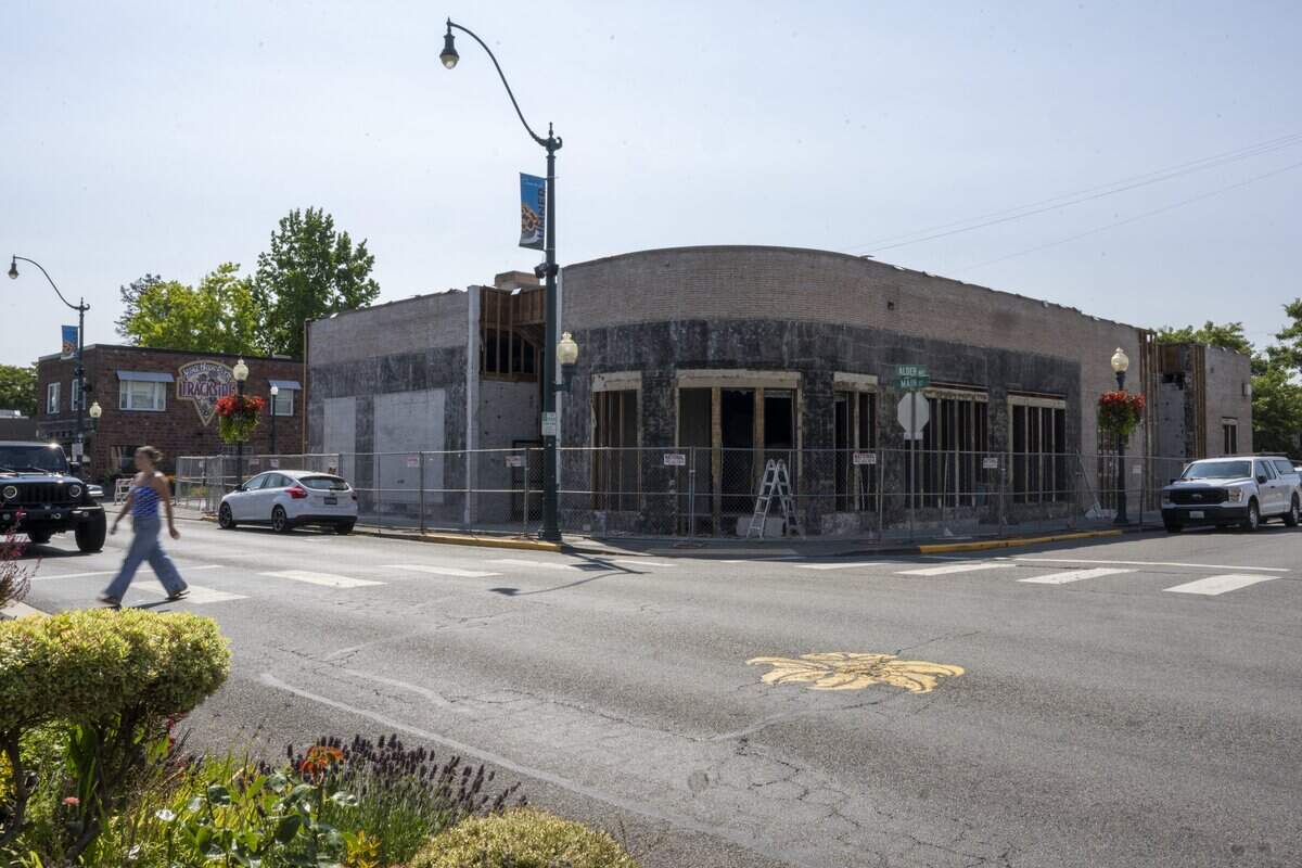 The former Bank of America building sits under construction at the corner of Alder Avenue and Main Street in downtown Sumner on Monday, July 13, 2026. A cafe and office space will soon occupy the building.