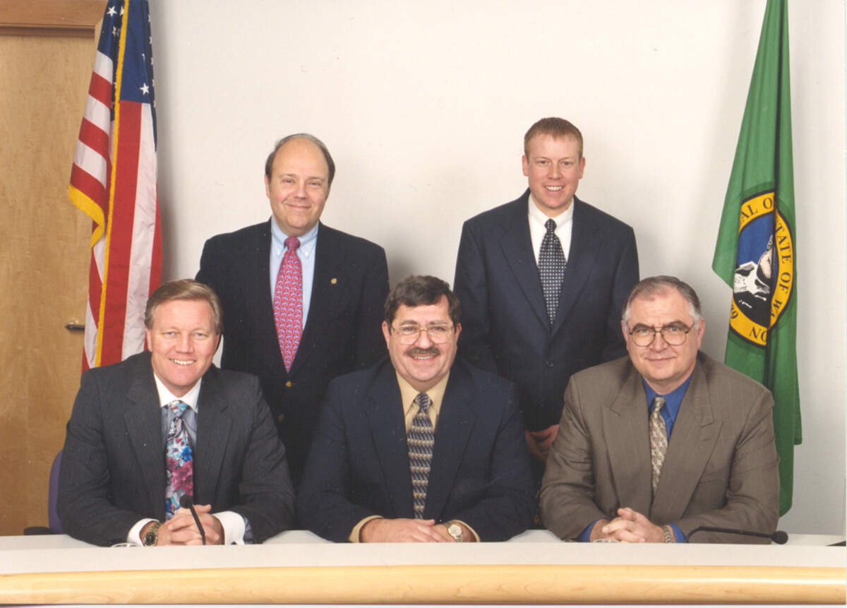 Metro Parks Commissioner Tim Reid (bottom right) as pictured in 2000 alongside commissioners Ross Hjelseth, Jerry Thorpe, Larry Dahl and Eric Steinmeyer (left to right).