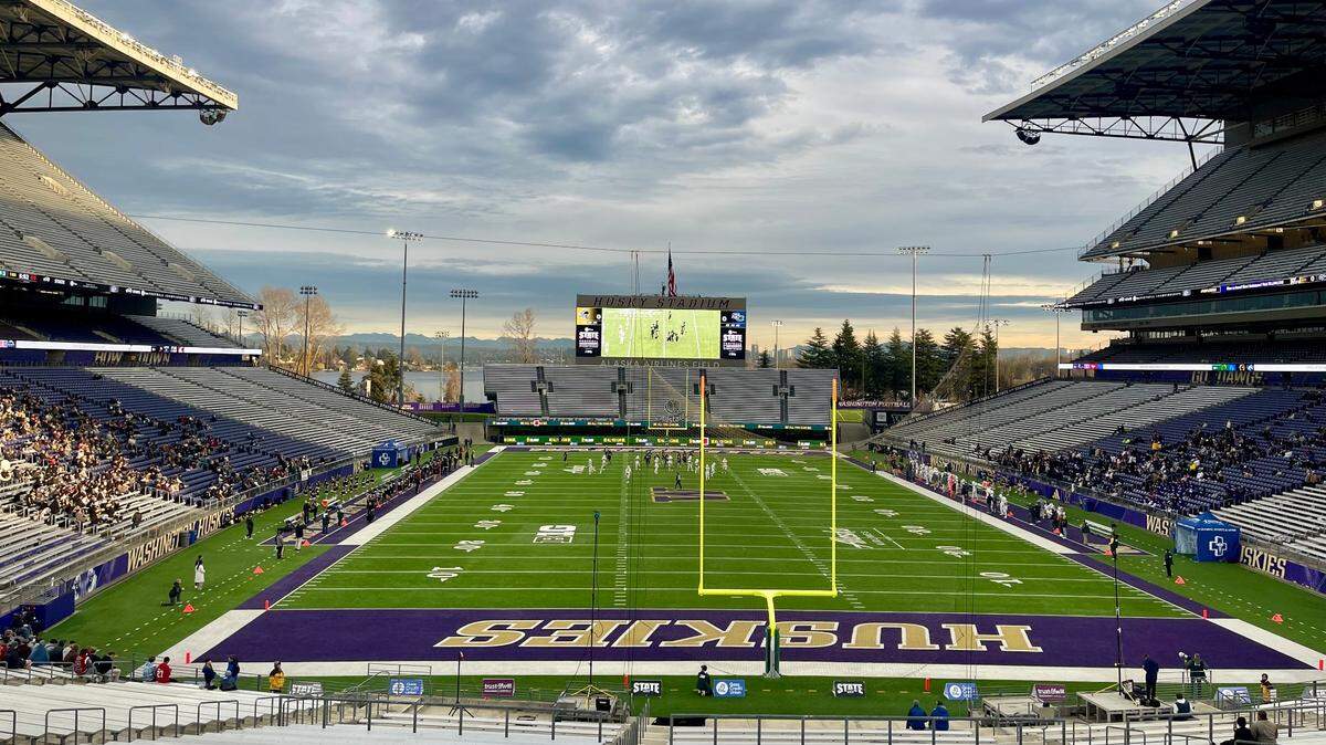 The Washington (WIAA) state high school football championship games held at Husky Stadium on Dec. 6 and 7, 2024.