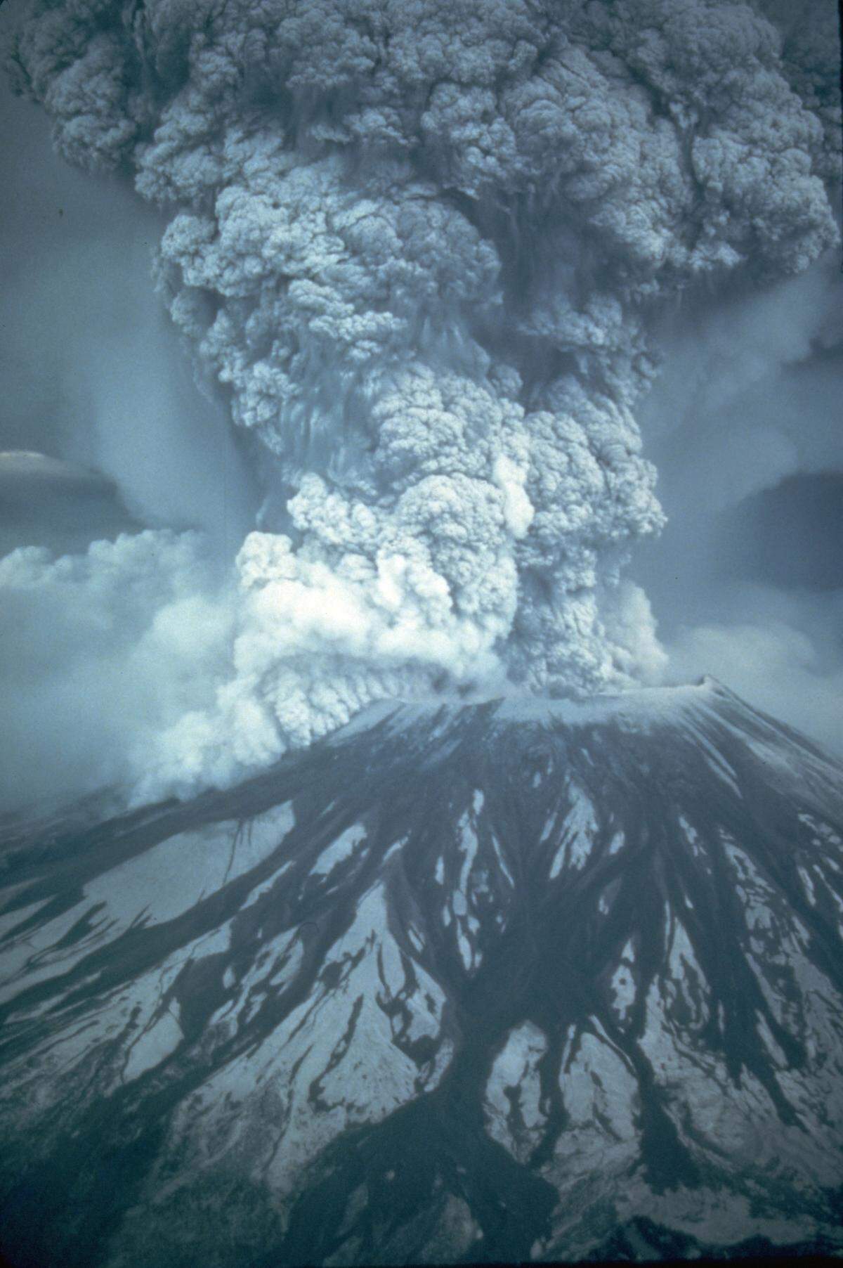 In this May 18, 1980 file photo provided by the U.S. Geological Survey, Mount St. Helens erupts in Washington state, sending a plume of ash many miles skyward.
