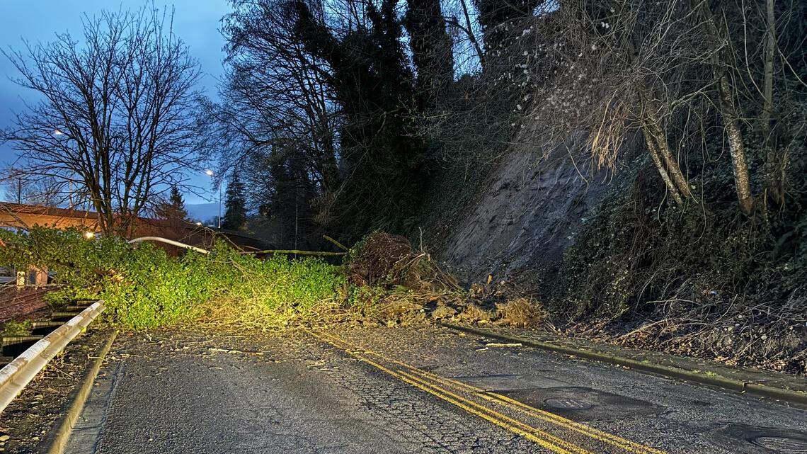 Mudslide blocks Tacoma street. Expect delays while city crews clean it up