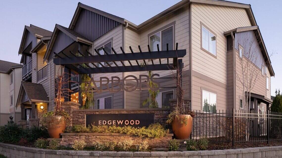 Out-of-state buyers still snapping up Tacoma-area apartments for high dollars