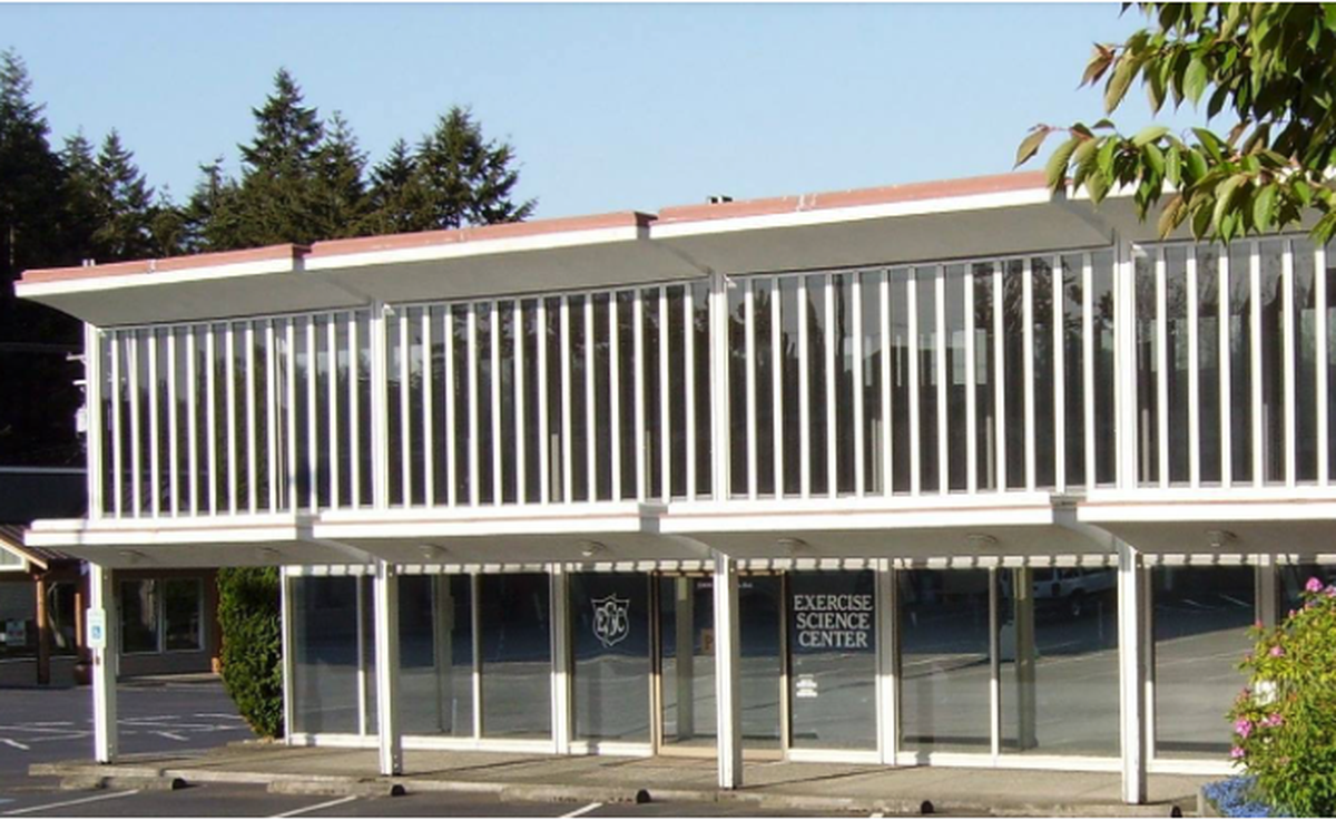 The Exercise Science Center opened at 1101 Regents Blvd. in 1987.