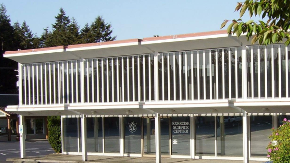 The Exercise Science Center opened at 1101 Regents Blvd. in 1987.