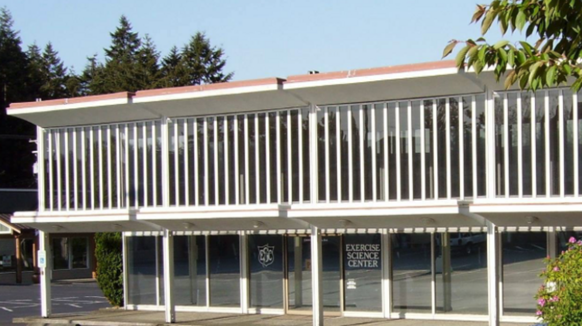 The Exercise Science Center opened at 1101 Regents Blvd. in 1987.