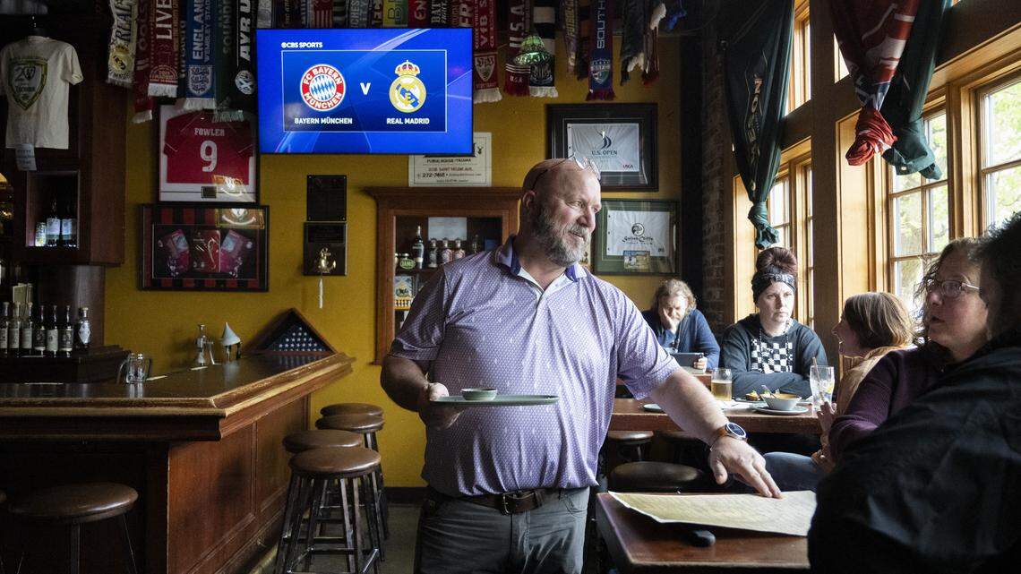 What makes a neighborhood bar a great bar? 20 years in, Doyle’s Public House knows