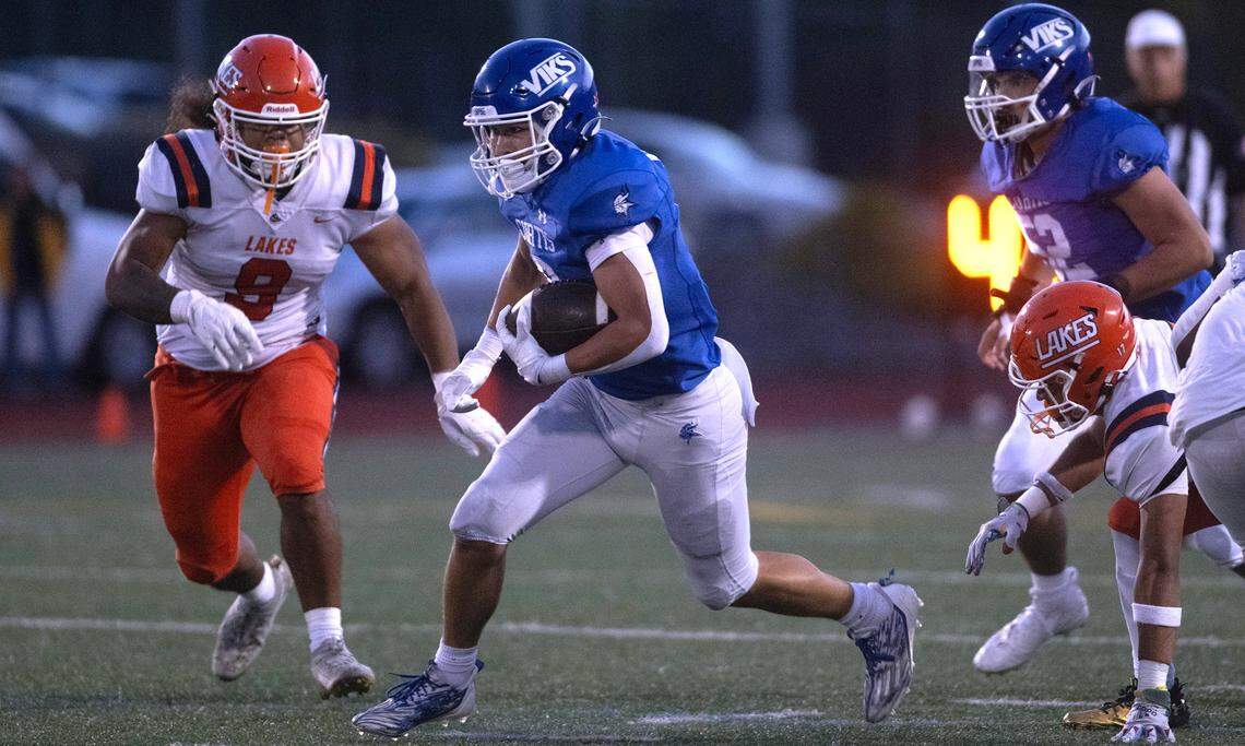 Curtis’ Parker Mady during Friday night’s football game at Viking Stadium in University Place, Washington, on Sept. 20, 2024. After trailing 10-0, Lakes won the game, 14-10.
