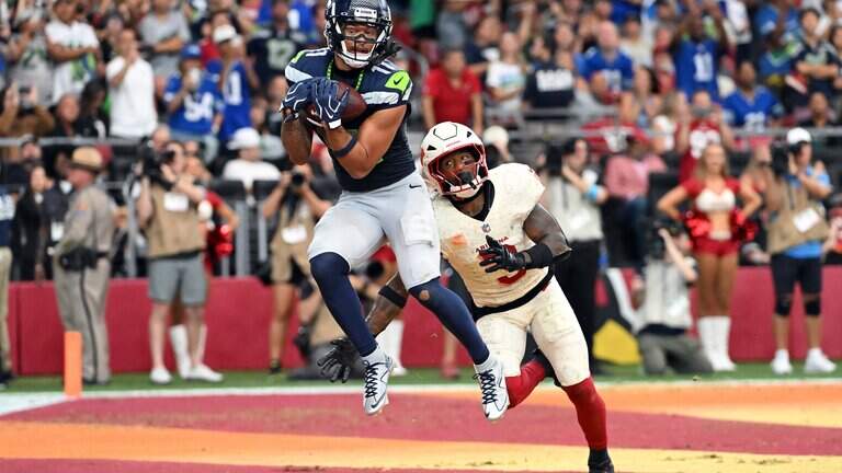 Jaxon Smith-Njigba does it again. So do Seahawks in team-record win 31-7 at AZ