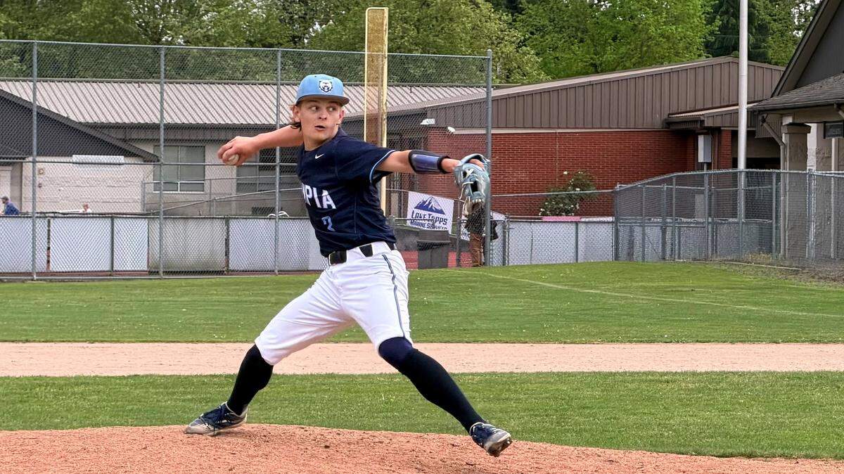 Olympia pitcher Landyn Keister delivers a pitch to Sumner in the 4A SPSL baseball championship game at Sumner High School on May 6, 2026, in Sumner, Wash. Keister’s complete-game shutout lifted the Bears to a 1-0 win.