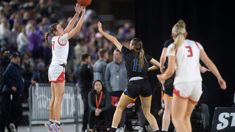 Tahoma falls to Camas in state semifinals, 57-47