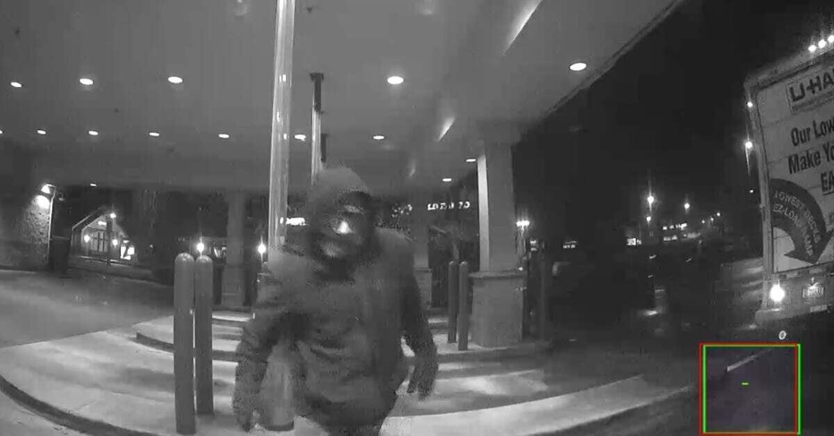 One man was arrested after he and another person attempted to steal an ATM machine in Gig Harbor early Friday morning.