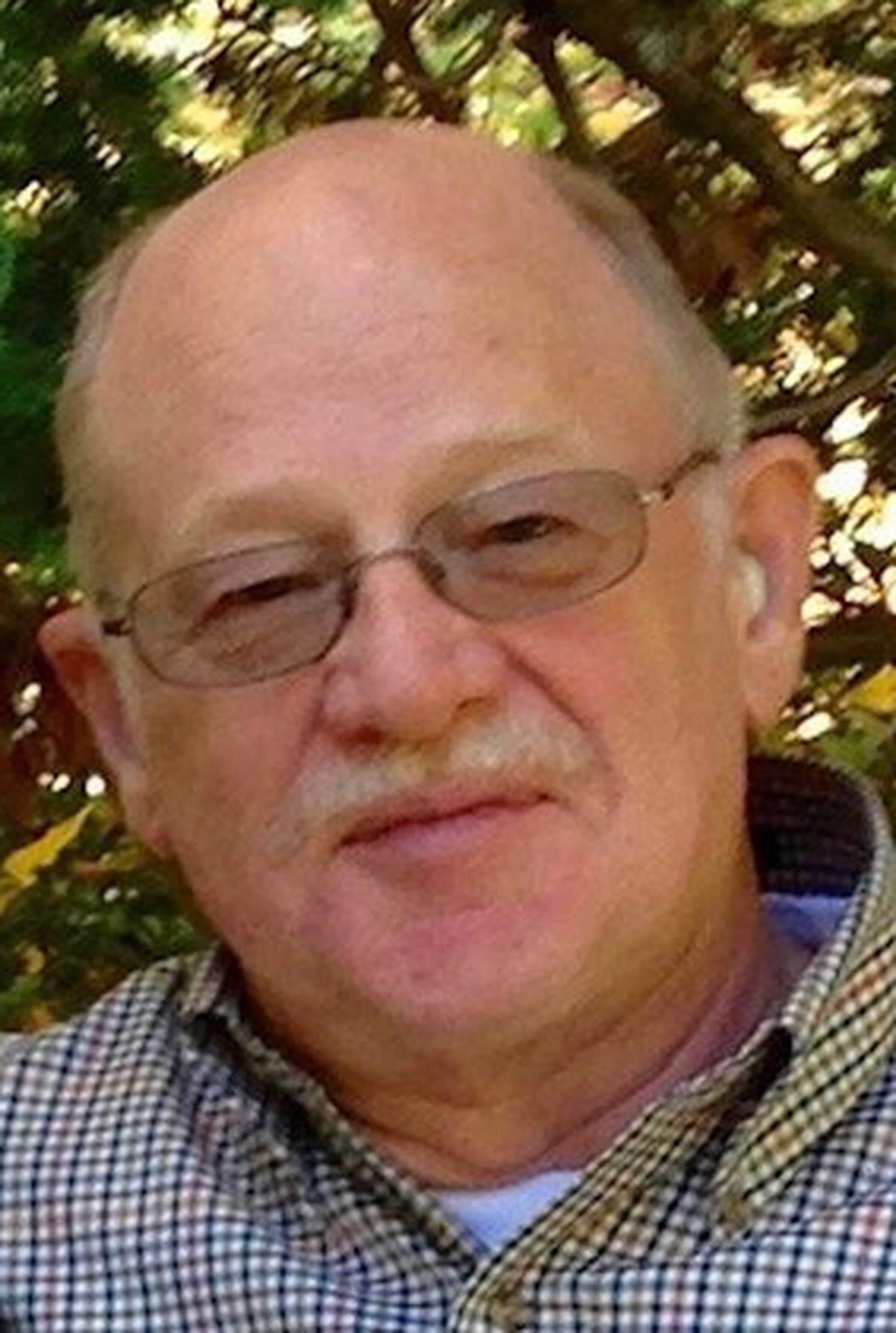 Former editorial page editor David Seago