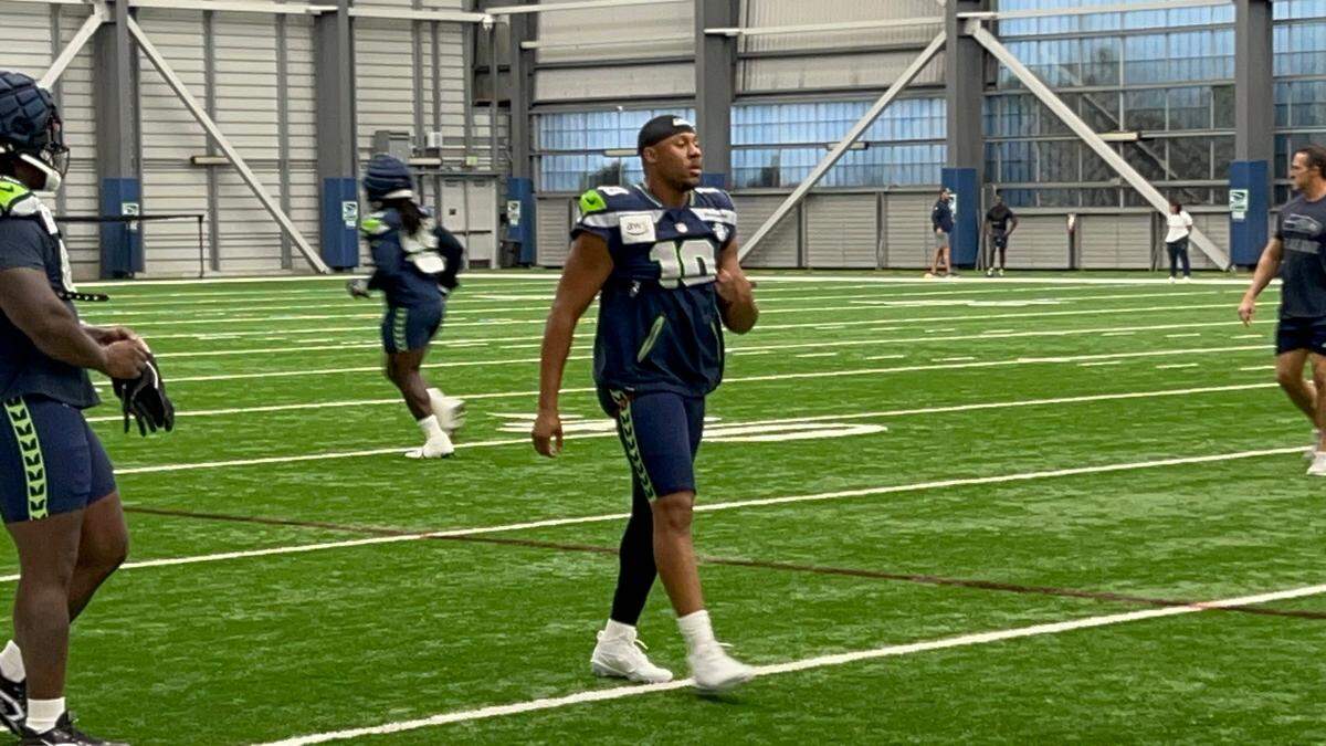Key linebacker Uchenna Nwosu (10) returns to practice Sept. 25, 2024, at the Viriginia Mason Athletic Center in Renton for the first time in a month, since he sprained his knee in the Seahawks’ NFL preseason finale against the Cleveland Browns.