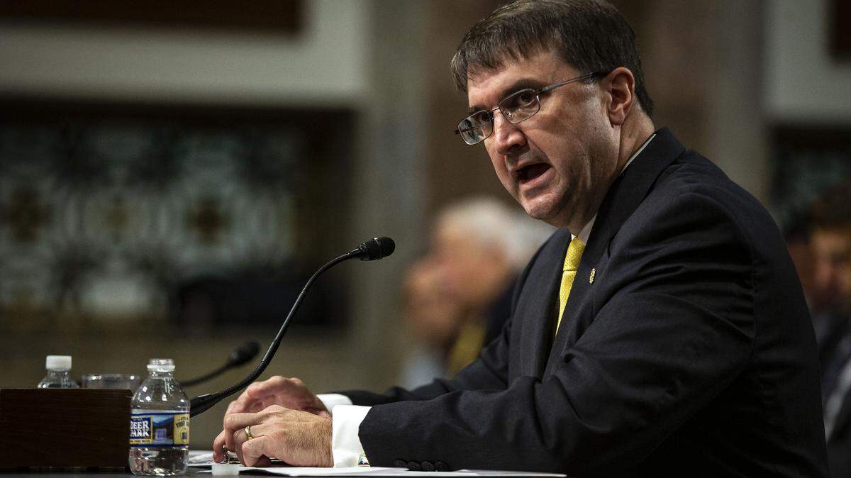 Robert Wilkie was acting Veterans Affairs secretary when he was introduced to three members of President Donald Trump’s Mar-a-Lago country club who allegedly influenced VA policies and executive hiring and firing decisions for at least a year.