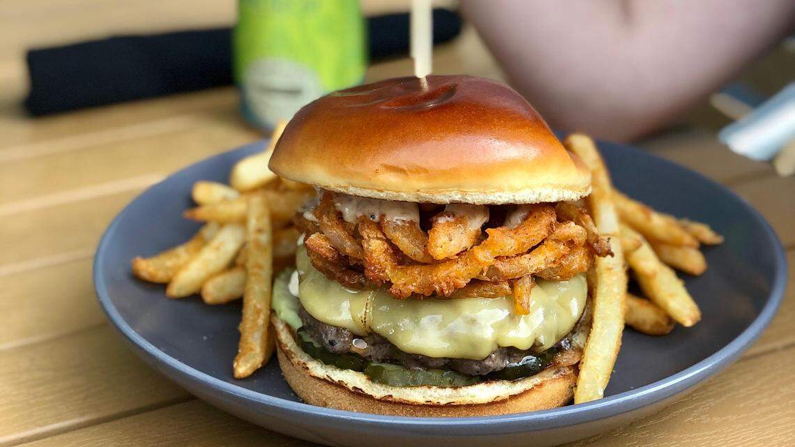 Save on burgers, pizzas, sushi with these restaurant deals in and around Tacoma