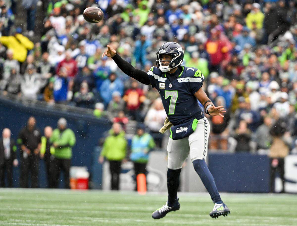 Seattle Seahawks quarterback Geno Smith (7) throws the ball during the first quarter of the game against the Washington Commanders at Lumen Field, on Sunday, Nov. 12, 2023, in Seattle, Wash.