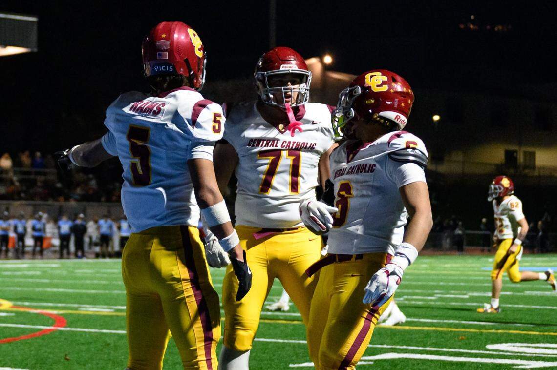 Central Catholic offensive tackle Zac Stascausky (71) has been selected to The News Tribune’s 2025 Class of Northwest Nuggets, featuring the Northwest’s top football recruits.