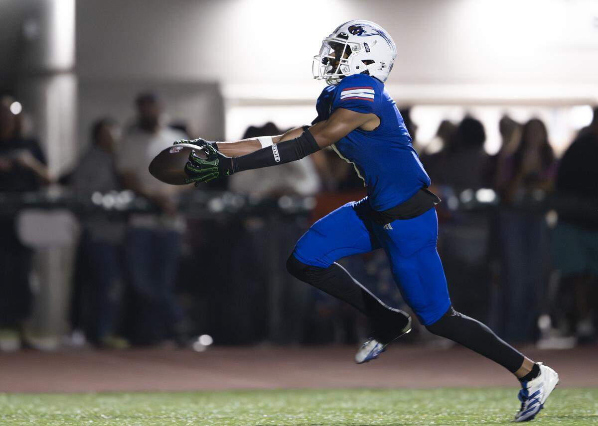 Graham-Kapowsin Eagles wide receiver Jayce Halasz (1) catches a touchdown with his finger tips during the second half of the game against the O'Dea Fighting Irish at Art Crate Field, on Friday, Sept. 5, 2025, in Spanaway.